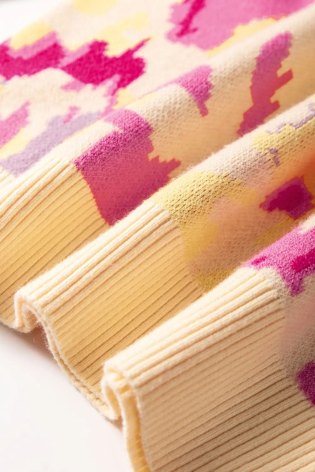 Khaki colorblock balloon sleeve sweater - Love Salve